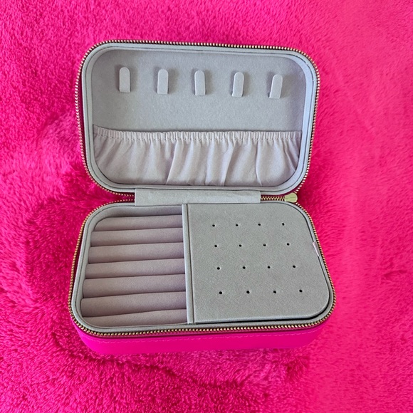 🦋Gloss & Glo Hot Pink Monogram Jewelry Box Personalized, Jewelry Case, T… - Picture 2 of 4